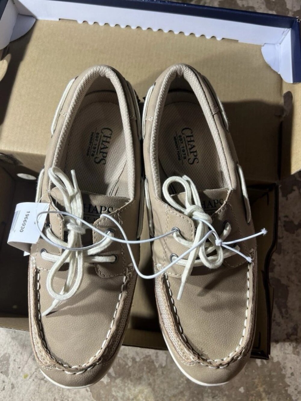 Chaps Womens Boat Shoes Tan Memory Foam Water-Repellant Flexible Outsole Casual